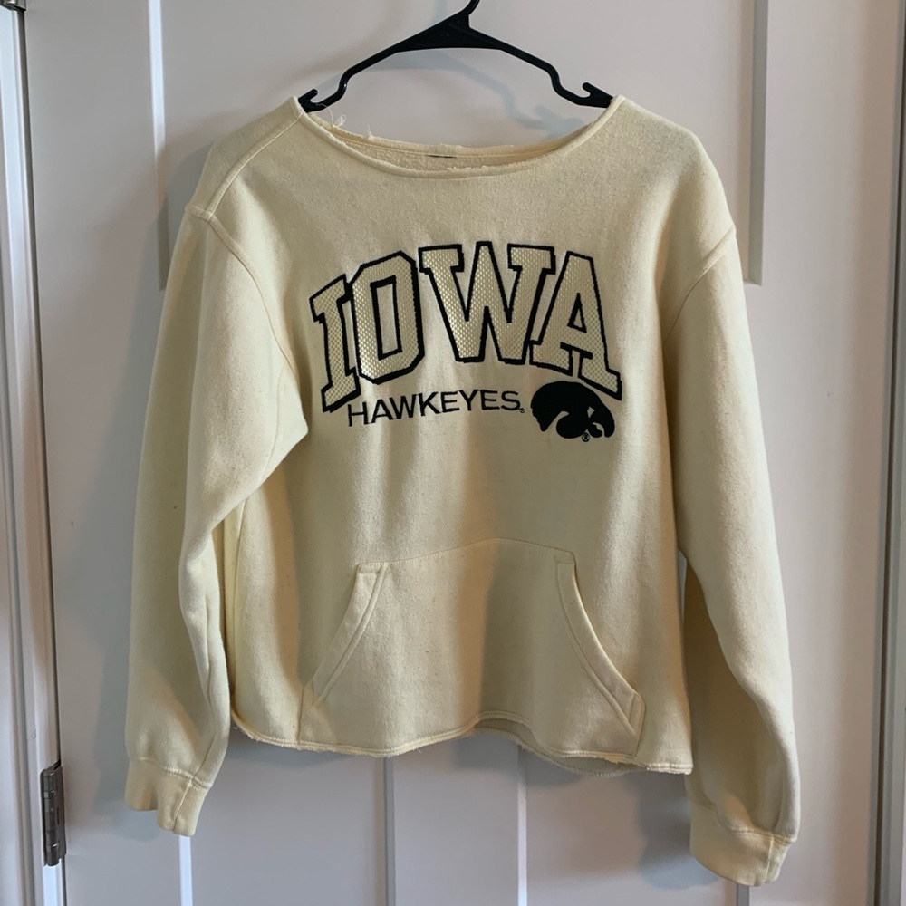 Vintage Iowa Hawkeyes sweatshirt